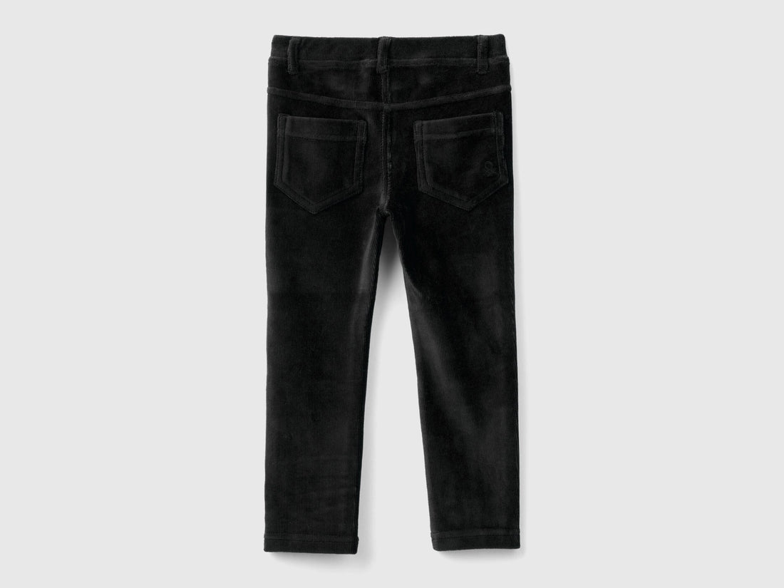 Benetton_Black_Ribbed Chenille Trousers_4DZBGE00L_100_02