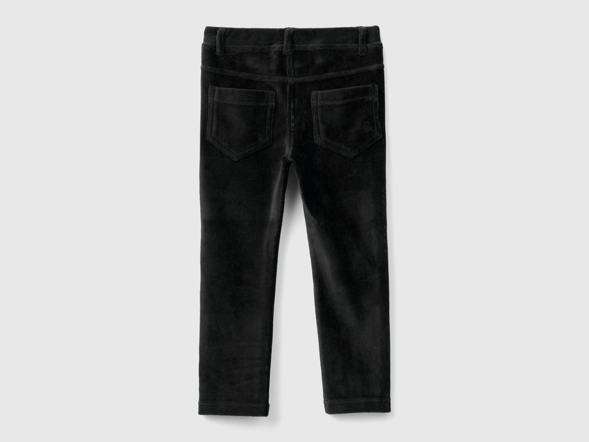 Benetton_Black_Ribbed Chenille Trousers_4DZBGE00L_100_02