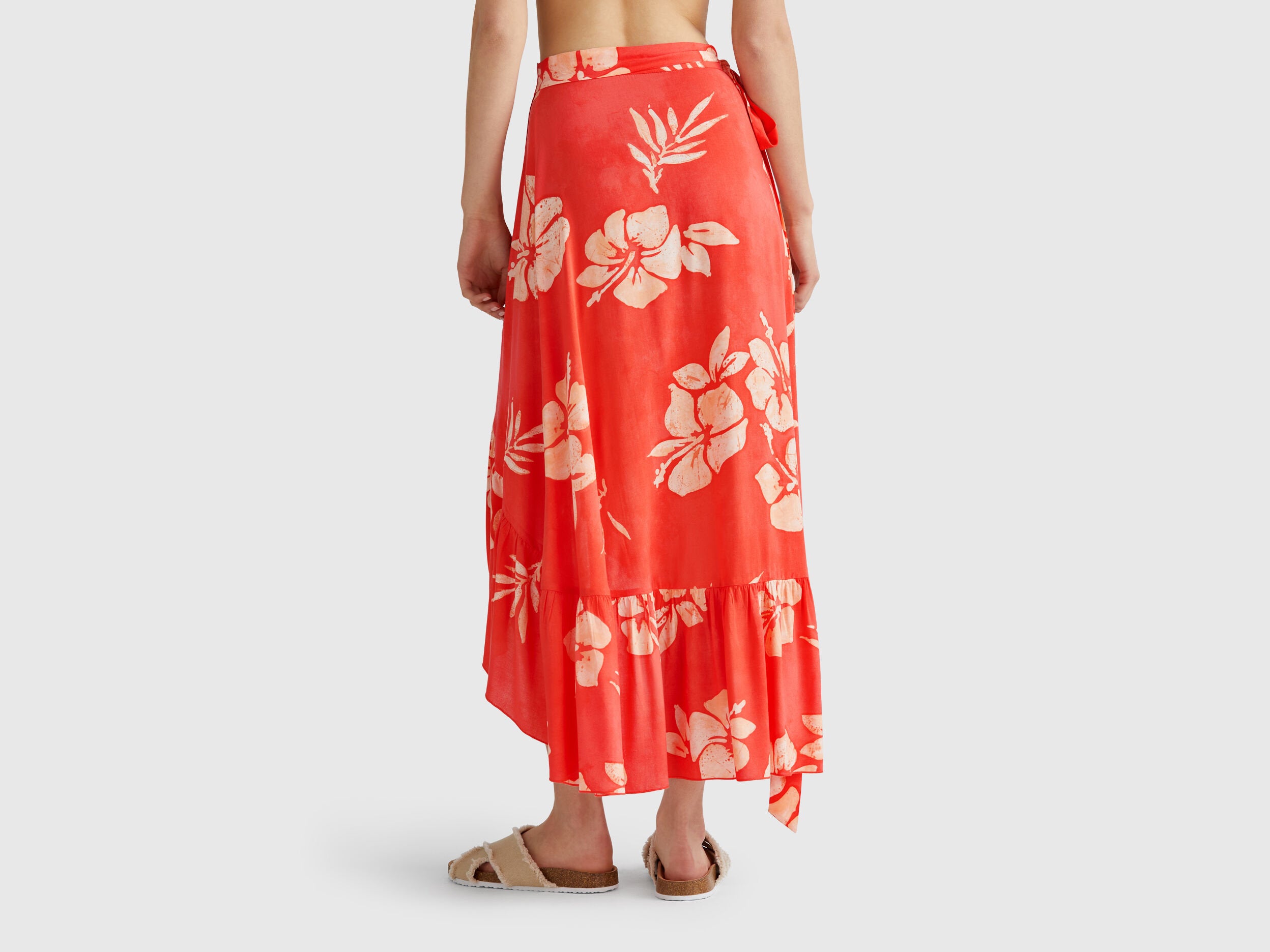 Benetton_Floral Print Sarong_4H7U50008_69V_03