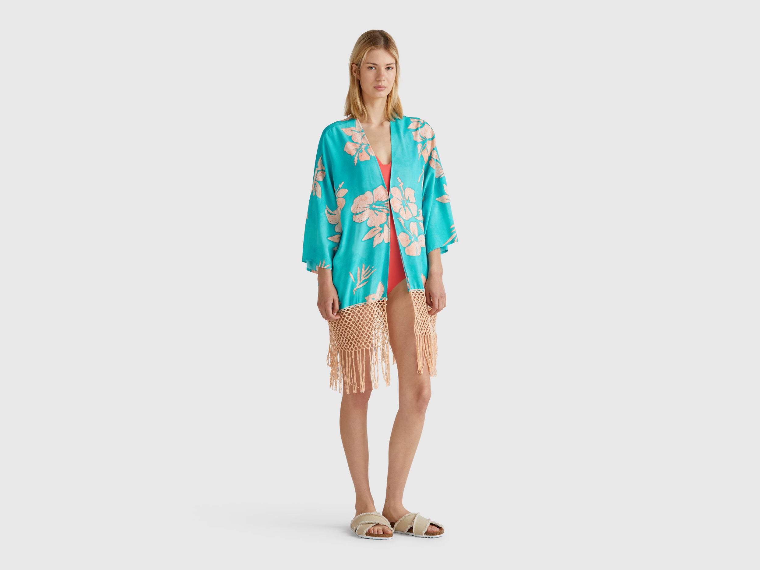 Benetton_Kimono Sweater with Floral Print_4H7U5M001_69T_01