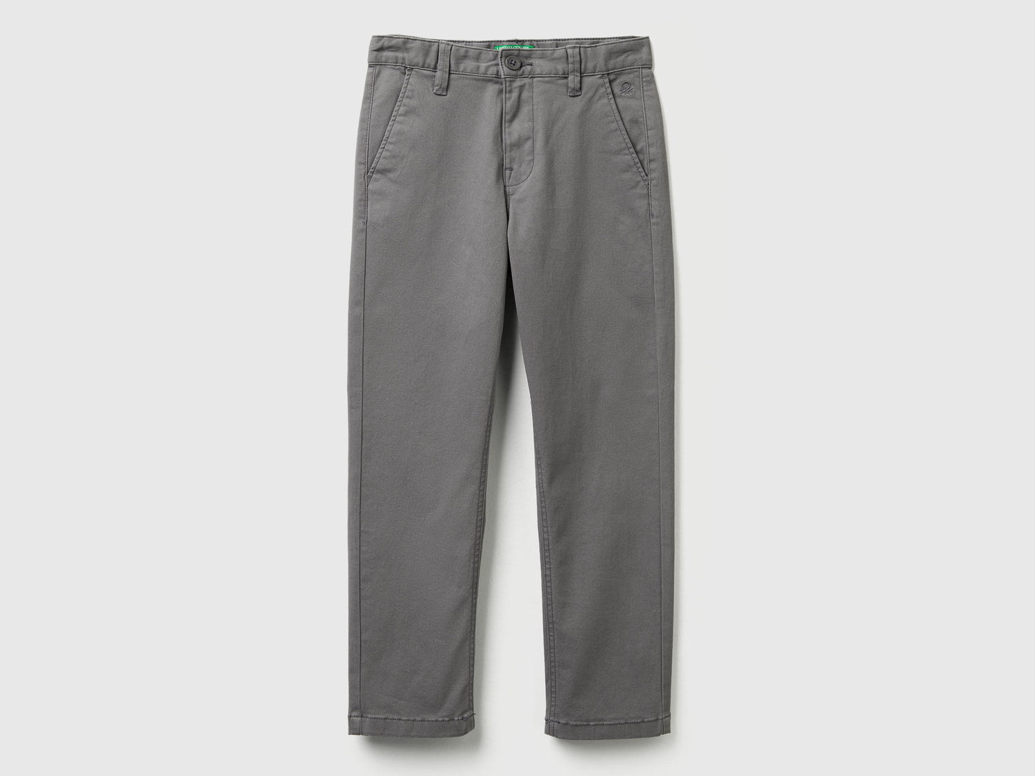 Benetton_Dark Gray_Slim Fit Chinos in Stretch Cotton_4HM6CF04X_00W_01