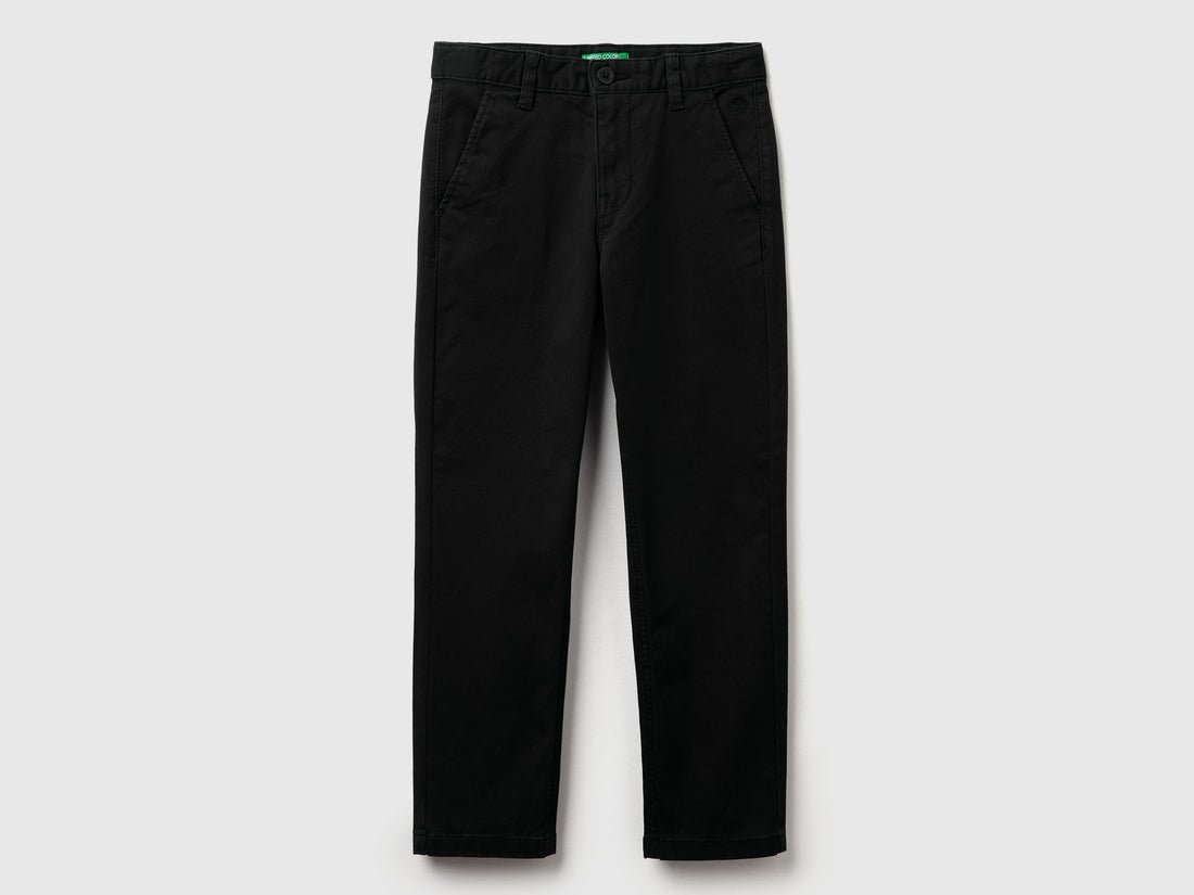 Benetton_Black_Slim Fit Chinos in Stretch Cotton_4HM6CF04X_100_01