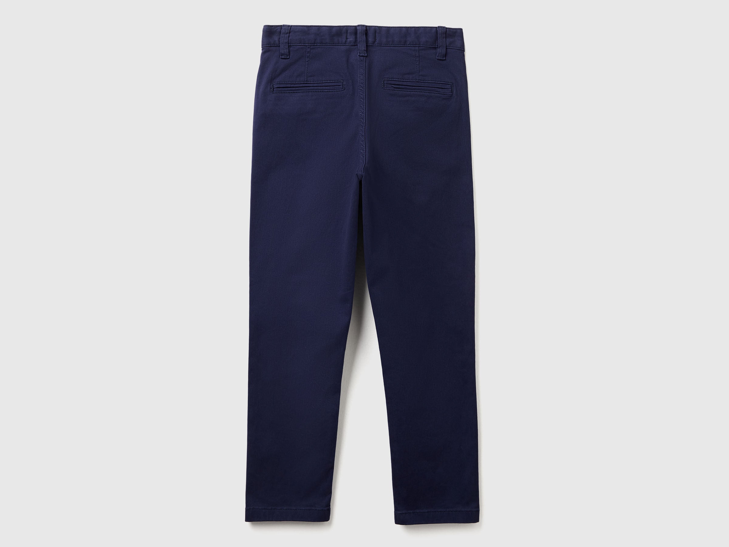 Benetton_Dark Blue_Slim Fit Chinos in Stretch Cotton_4HM6CF04X_252_02