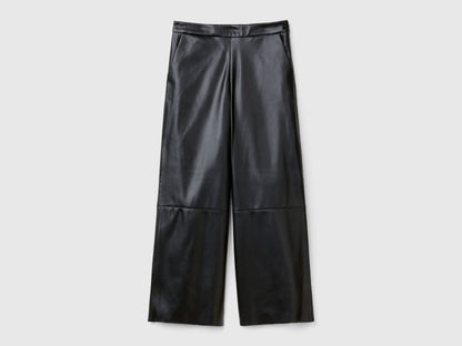 Trousers in Imitation Leather Fabric_4IVRDF084_100_04