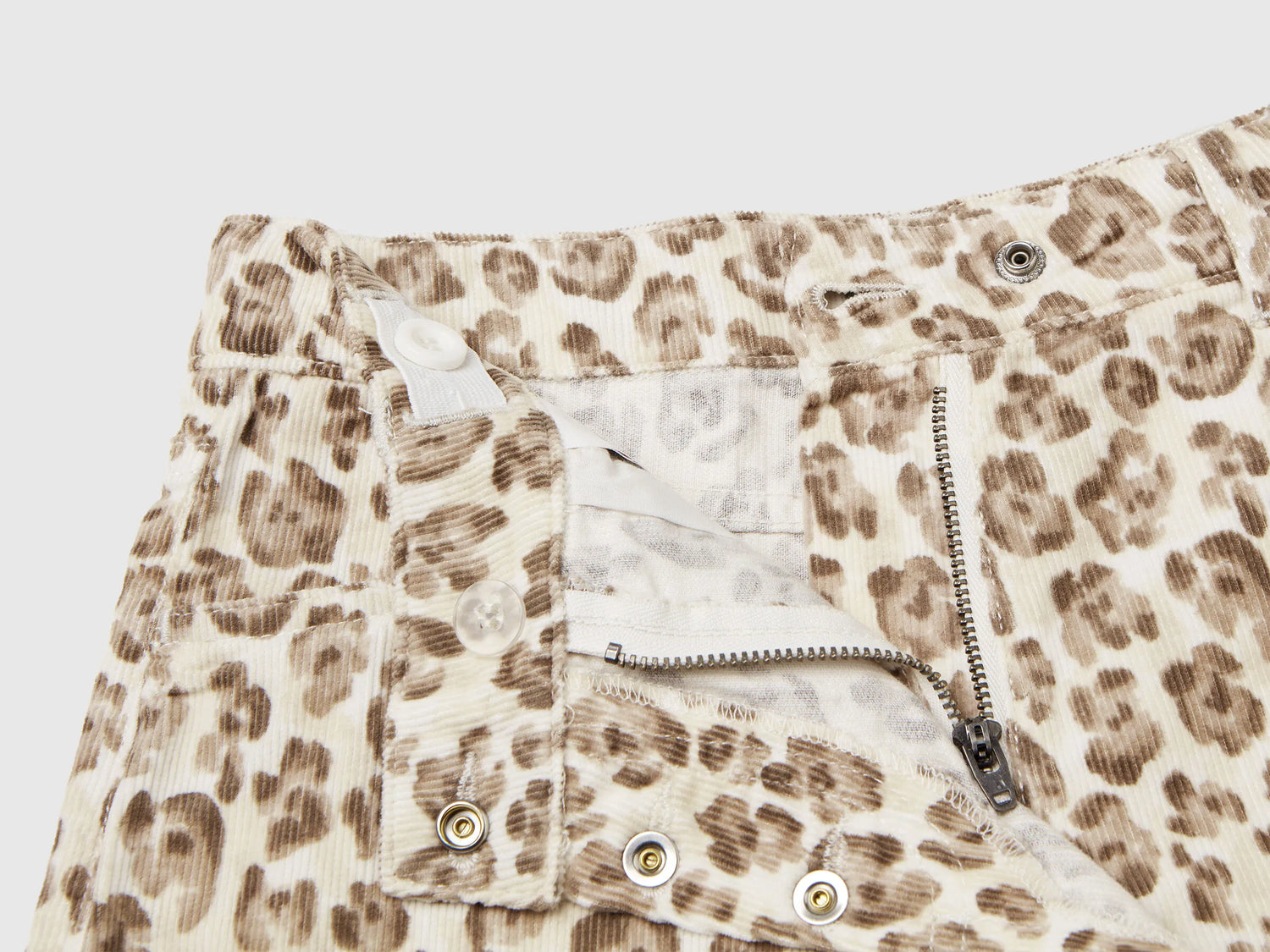 Benetton_Brown_Animal Print Mini Skirt_4JBTC904D_69U_03