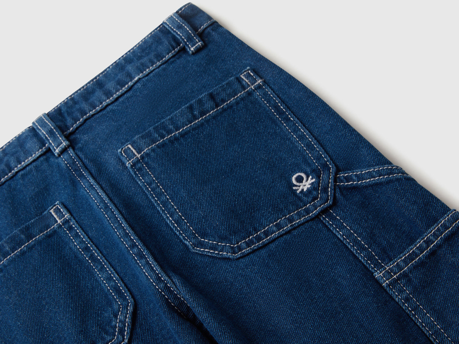 Benetton_Dark Blue_Balloon Fit Jeans_4KEHGF02L_901_03