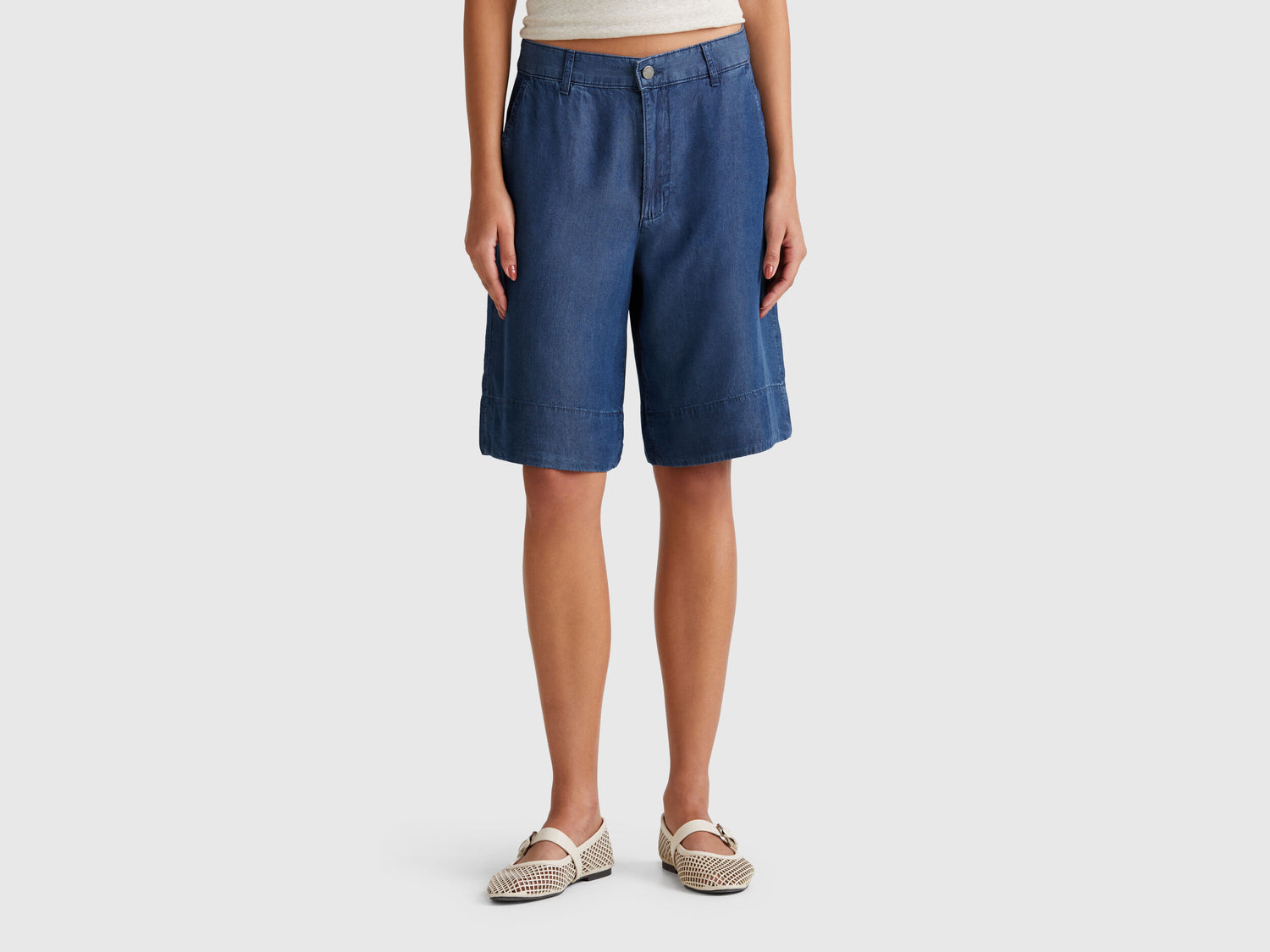Benetton_Bermudas in Chambray_4KHND9020_901_01