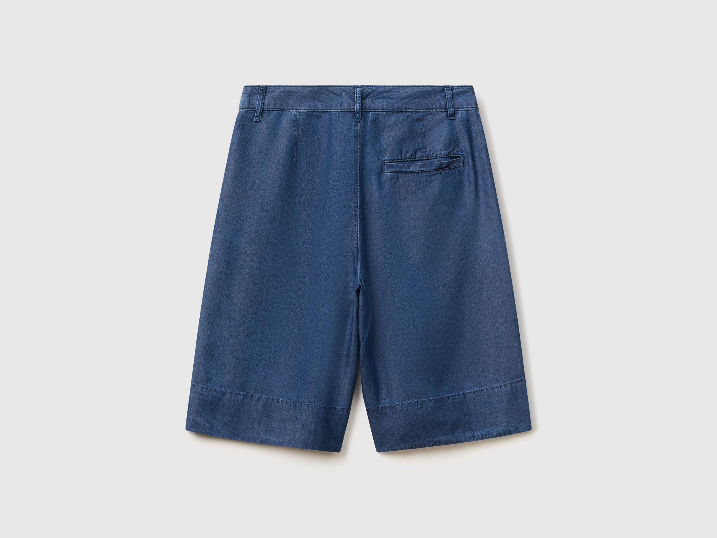 Benetton_Bermudas in Chambray_4KHND9020_901_05