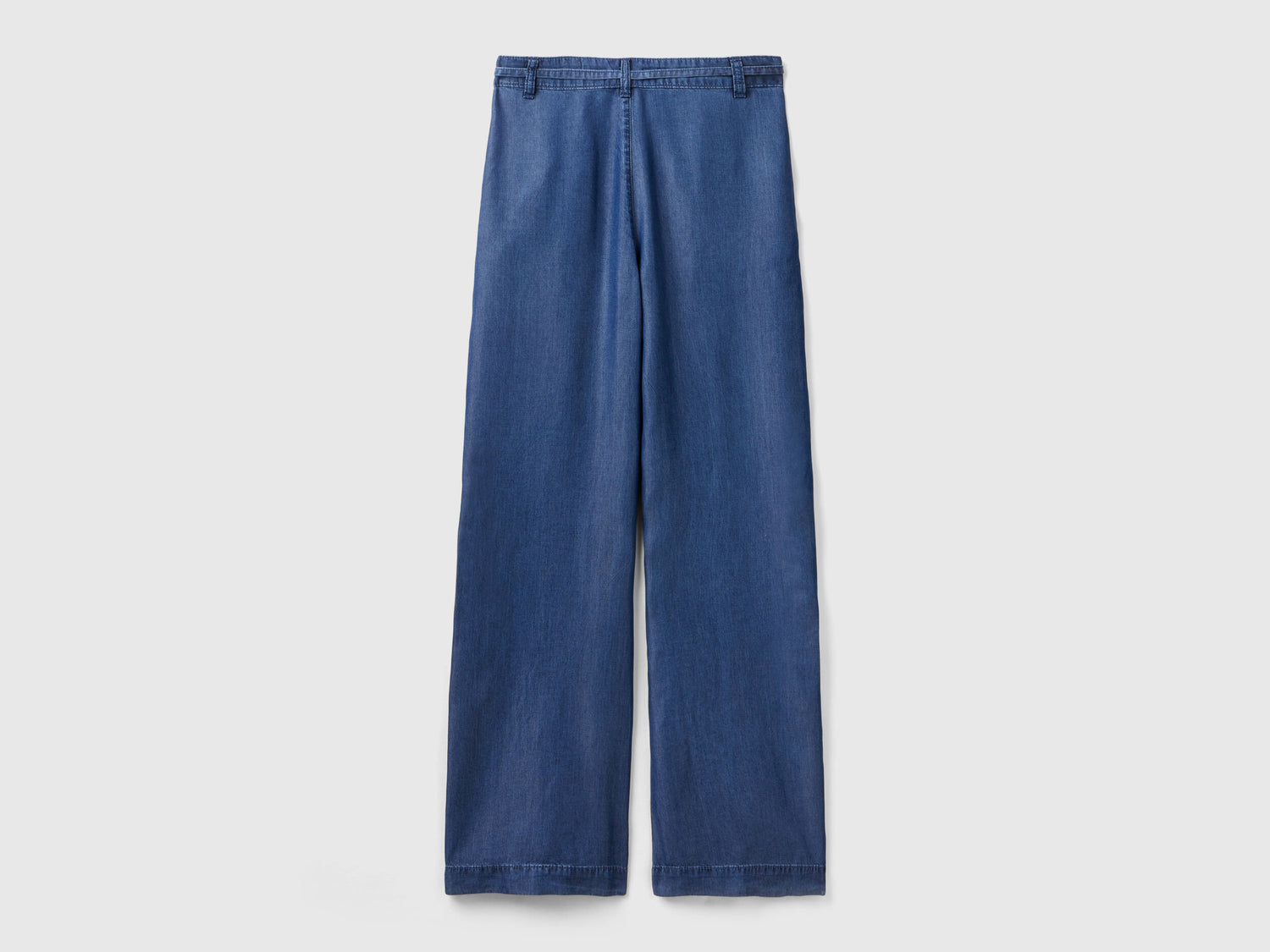 Wide Trousers In Sustainable Viscose_4Khndf065_901_05