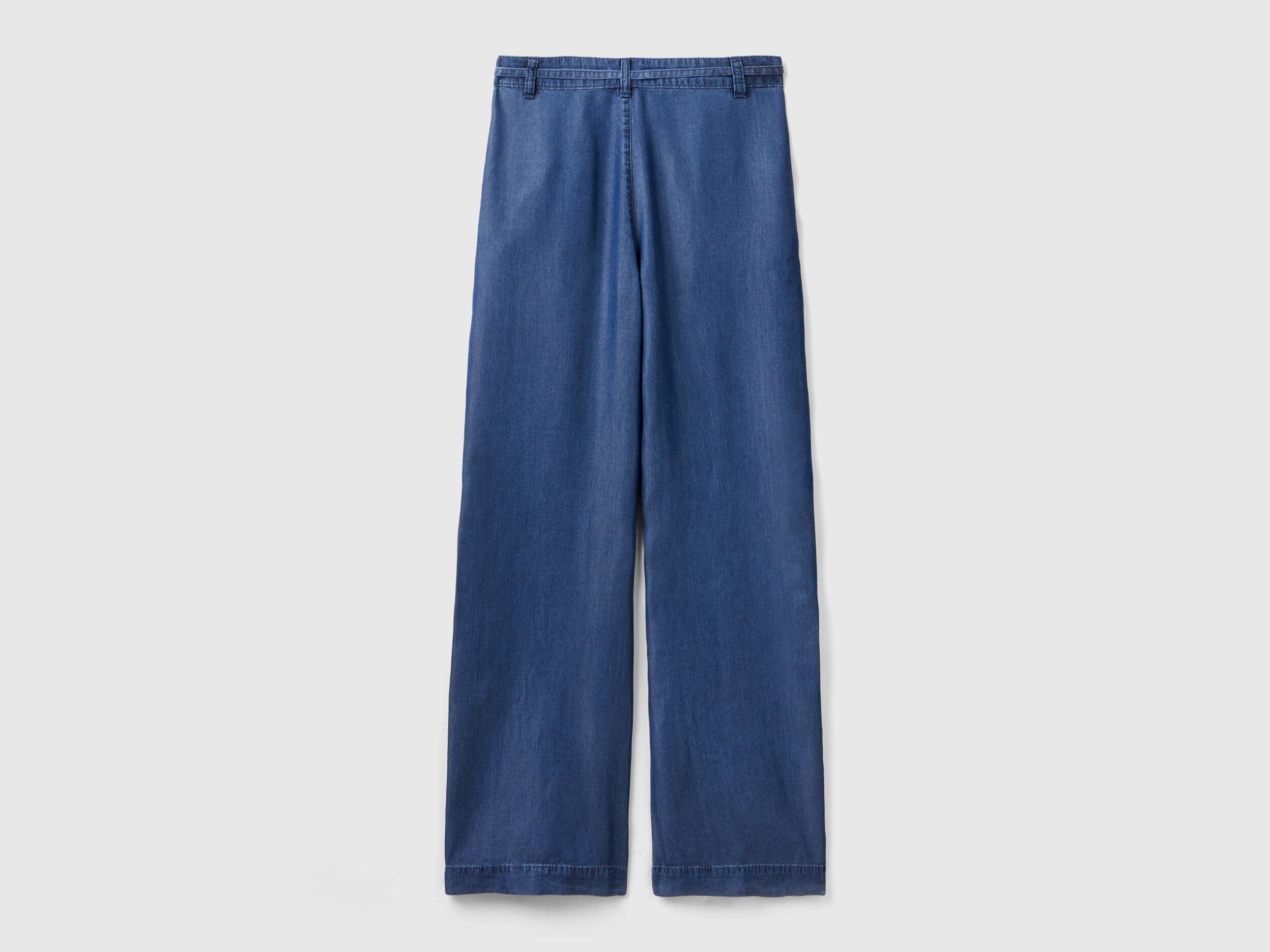 Wide Trousers In Sustainable Viscose_4Khndf065_901_05