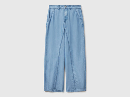 Benetton_Wide Trousers in Chambray_4KHNDF09L_902_04