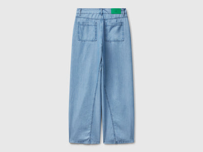 Benetton_Wide Trousers in Chambray_4KHNDF09L_902_05
