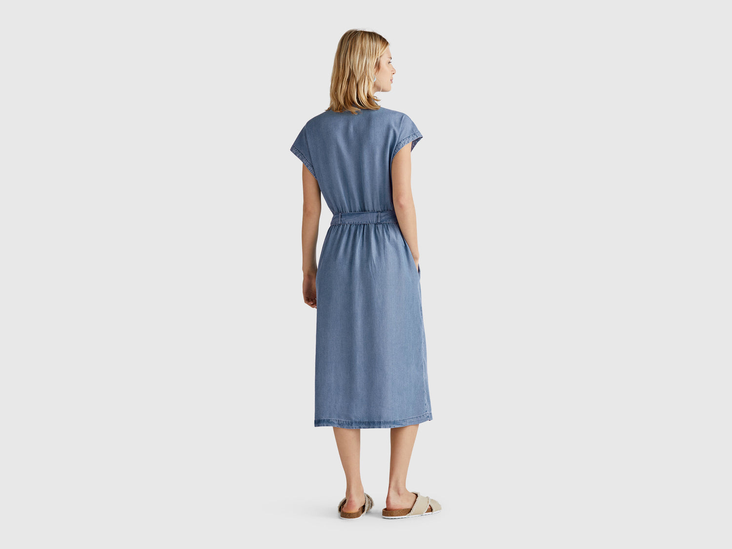 Benetton_Chambray Shirt Dress with Sash_4KHNDV0BI_902_02