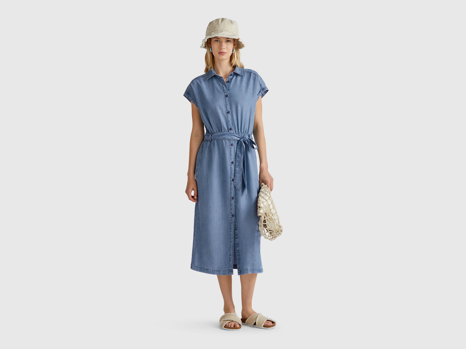 Benetton_Chambray Shirt Dress with Sash_4KHNDV0BI_902_03