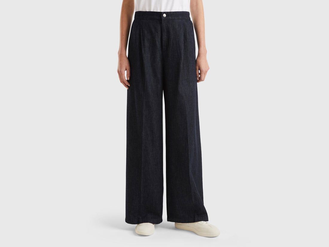 Wide Fit Denim Trousers_4KOWDF067_901_02