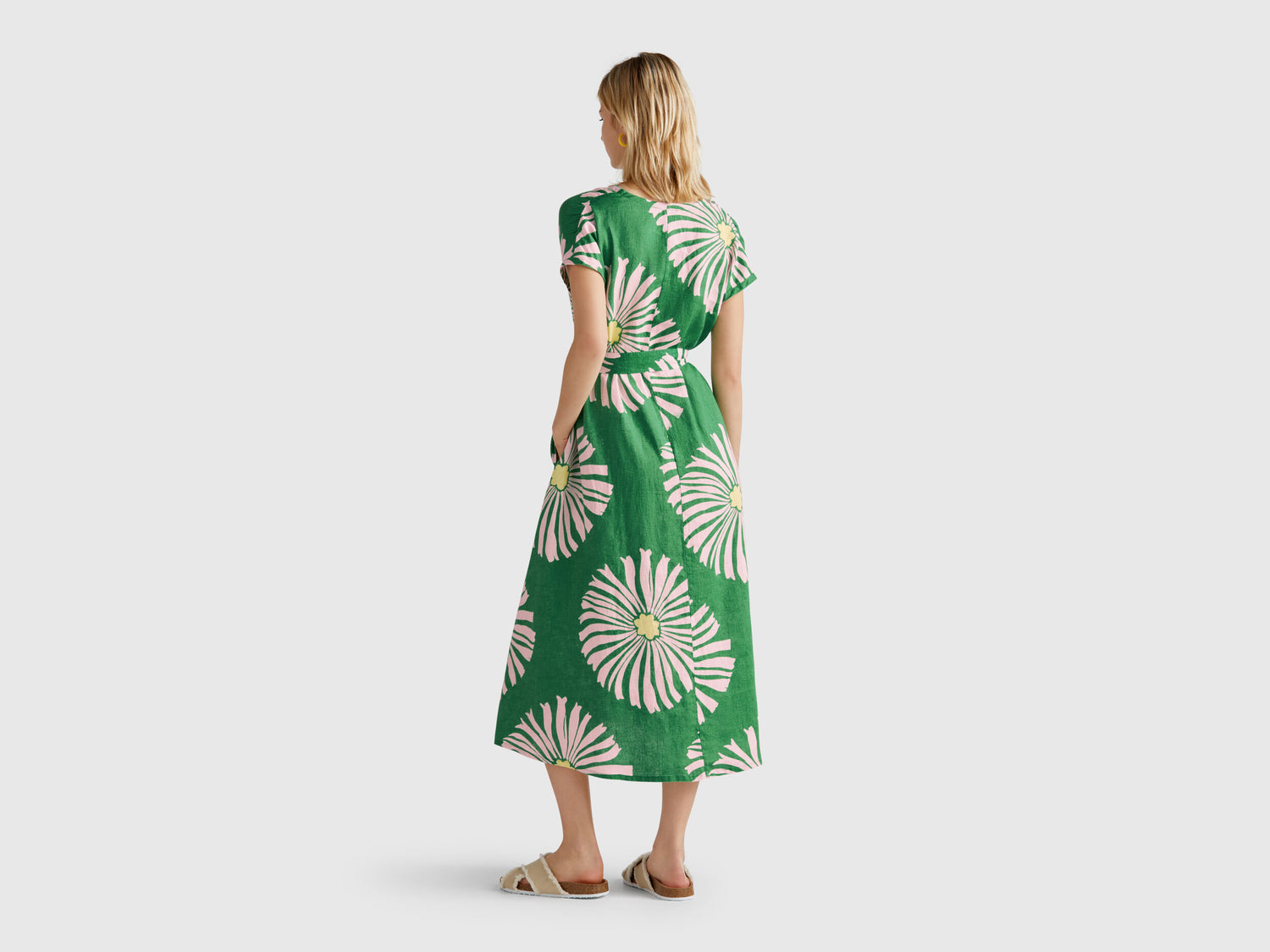 Benetton_Printed Linen Dress_4KPRDV0BB_69W_02