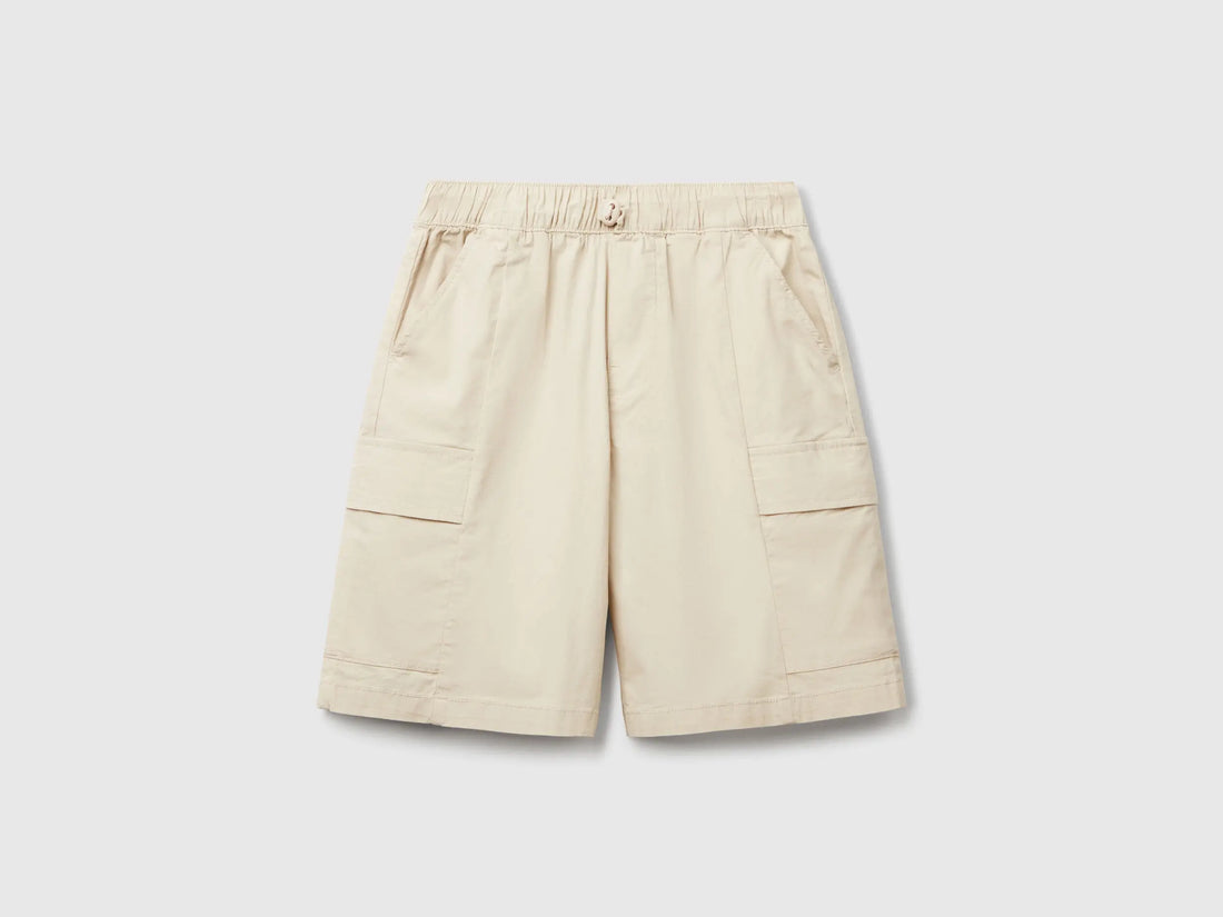 Benetton_Parachute Bermudas in Stretch Cotton_4L2VC9046_152_01