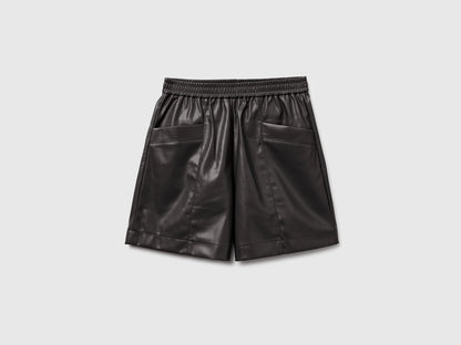 Benetton_Black_Bermudas in Imitation Leather_4M3CD9029_100_01