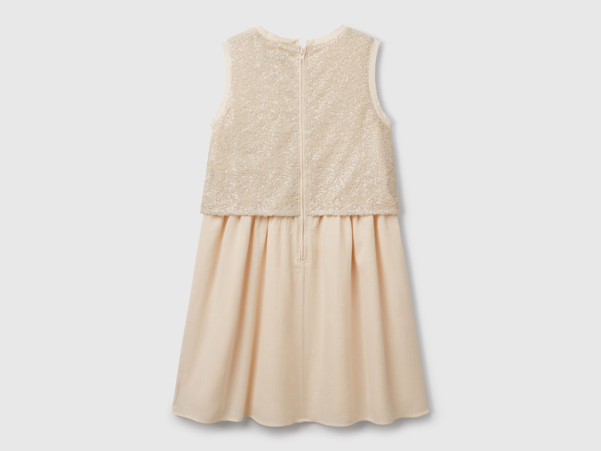 Benetton_Dress with Sequins_4PUECV03D_902_02