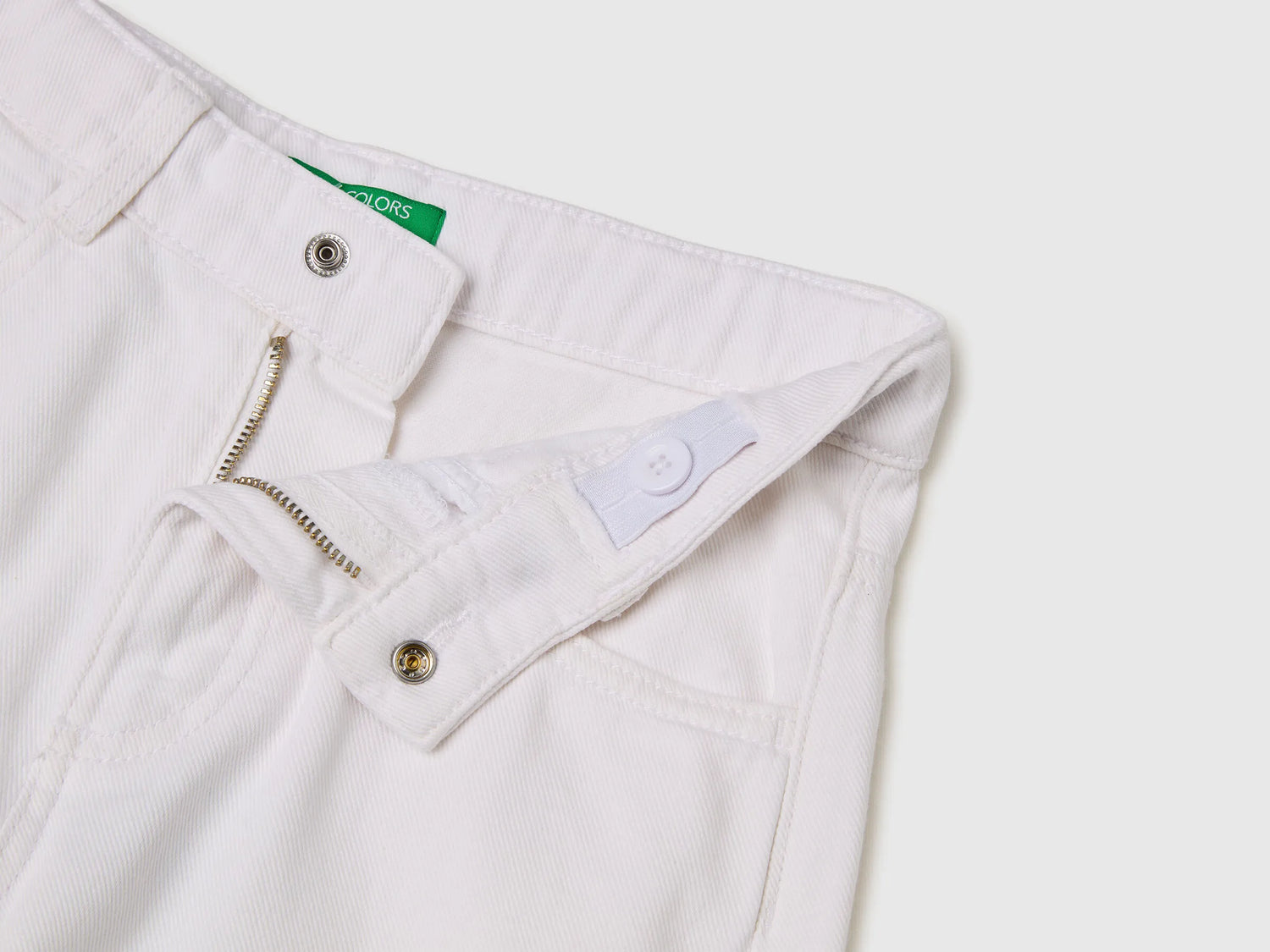Benetton White Girls Wide-Fit Trousers with Cuffs SKU: 4PYACE04P_701 Image 03