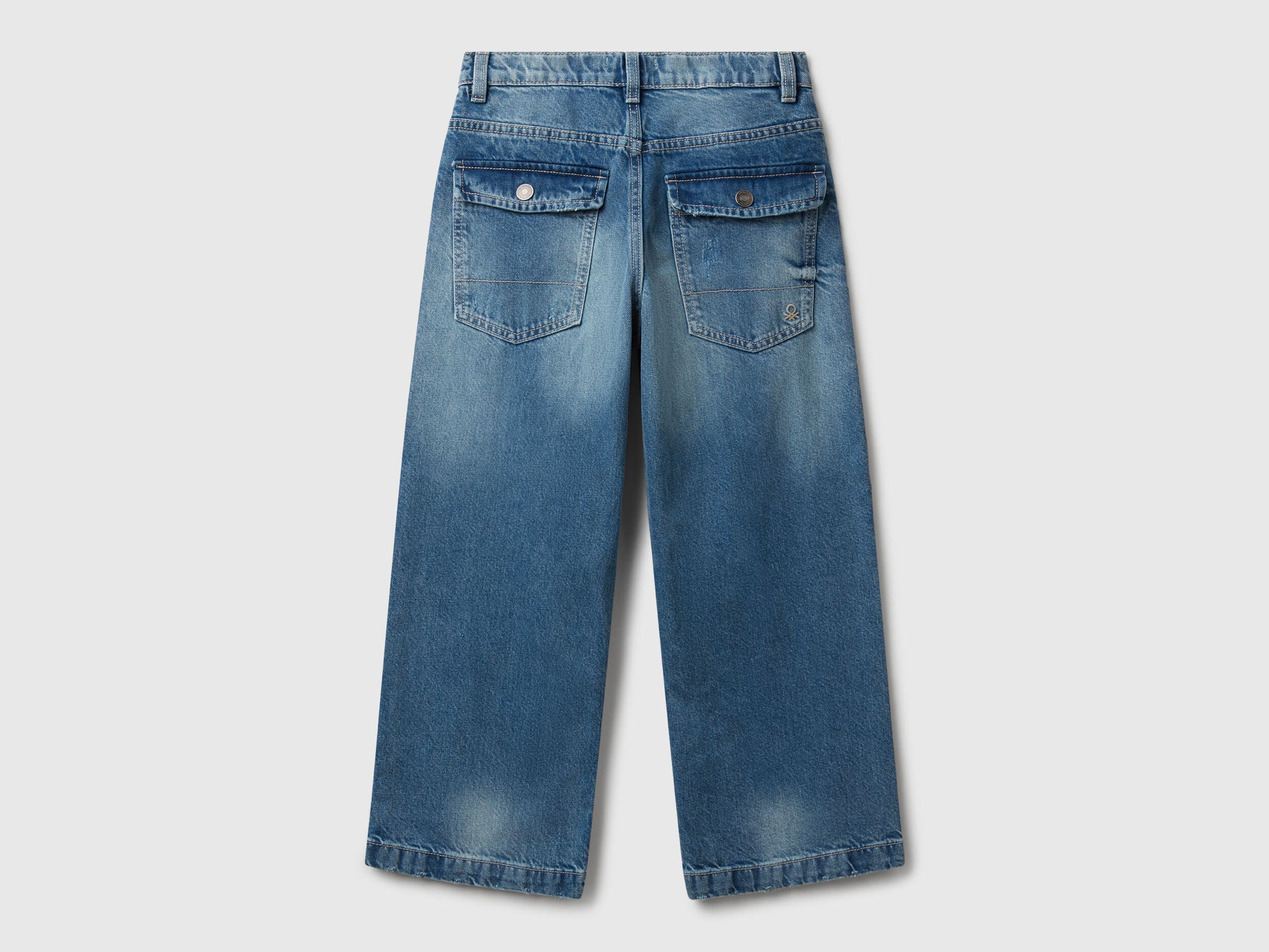 Benetton_Blue_Loose Fit Jeans_4R76CE04G_901_02