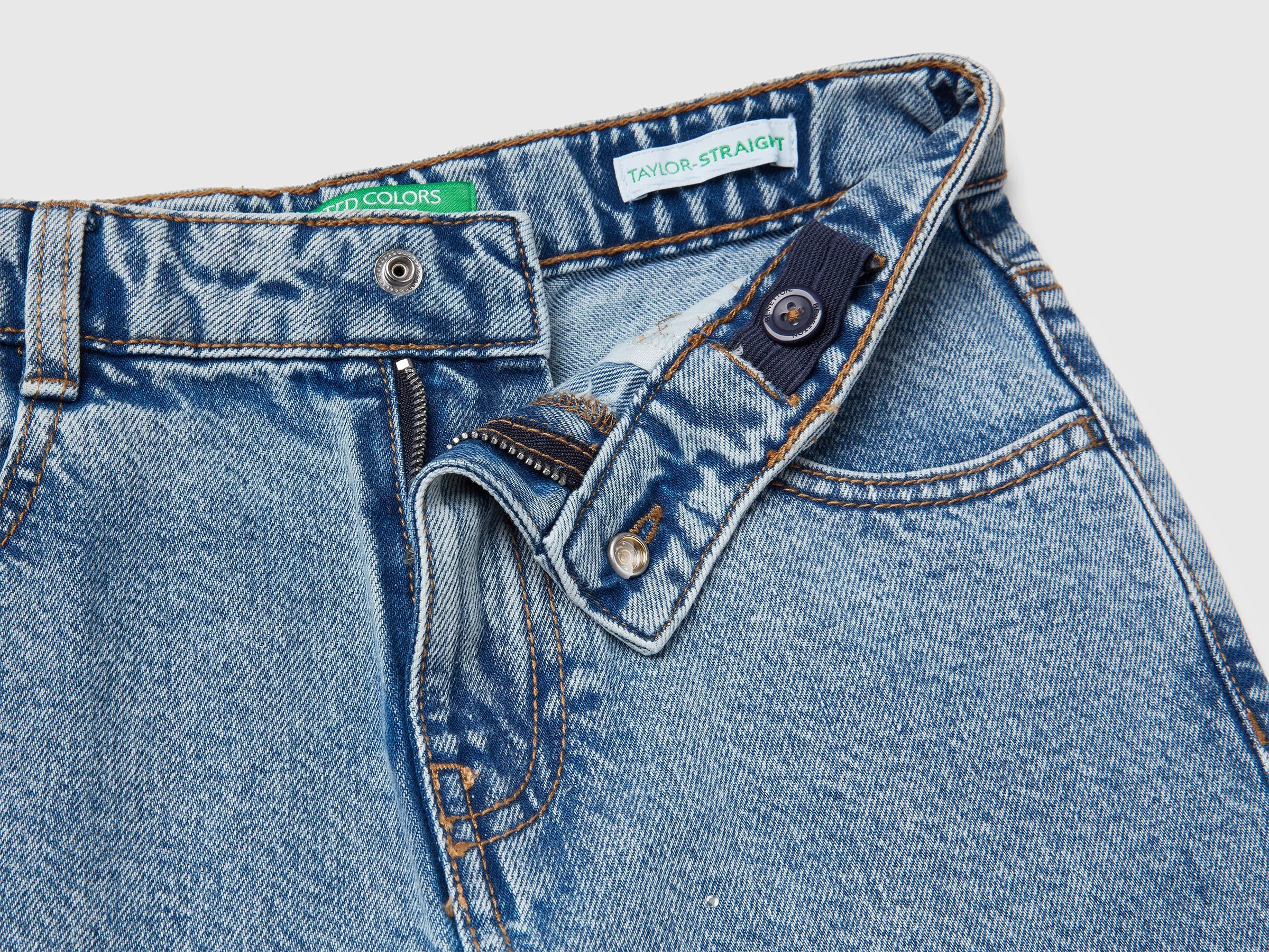 Benetton_Light Blue_Straight Fit Jeans with Rhinestones_4R76CE04M_902_03