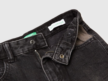 Benetton_Black_Straight Fit Jeans_4R76GE02U_800_03
