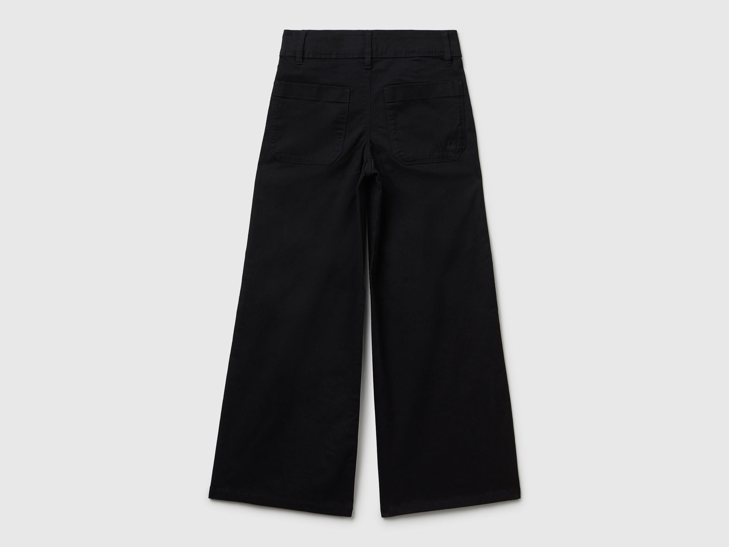 Benetton_Black_Wide Trousers in Stretch Cotton_4RHPCE04A_100_02