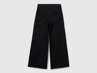 Benetton_Black_Wide Trousers in Stretch Cotton_4RHPCE04A_100_02