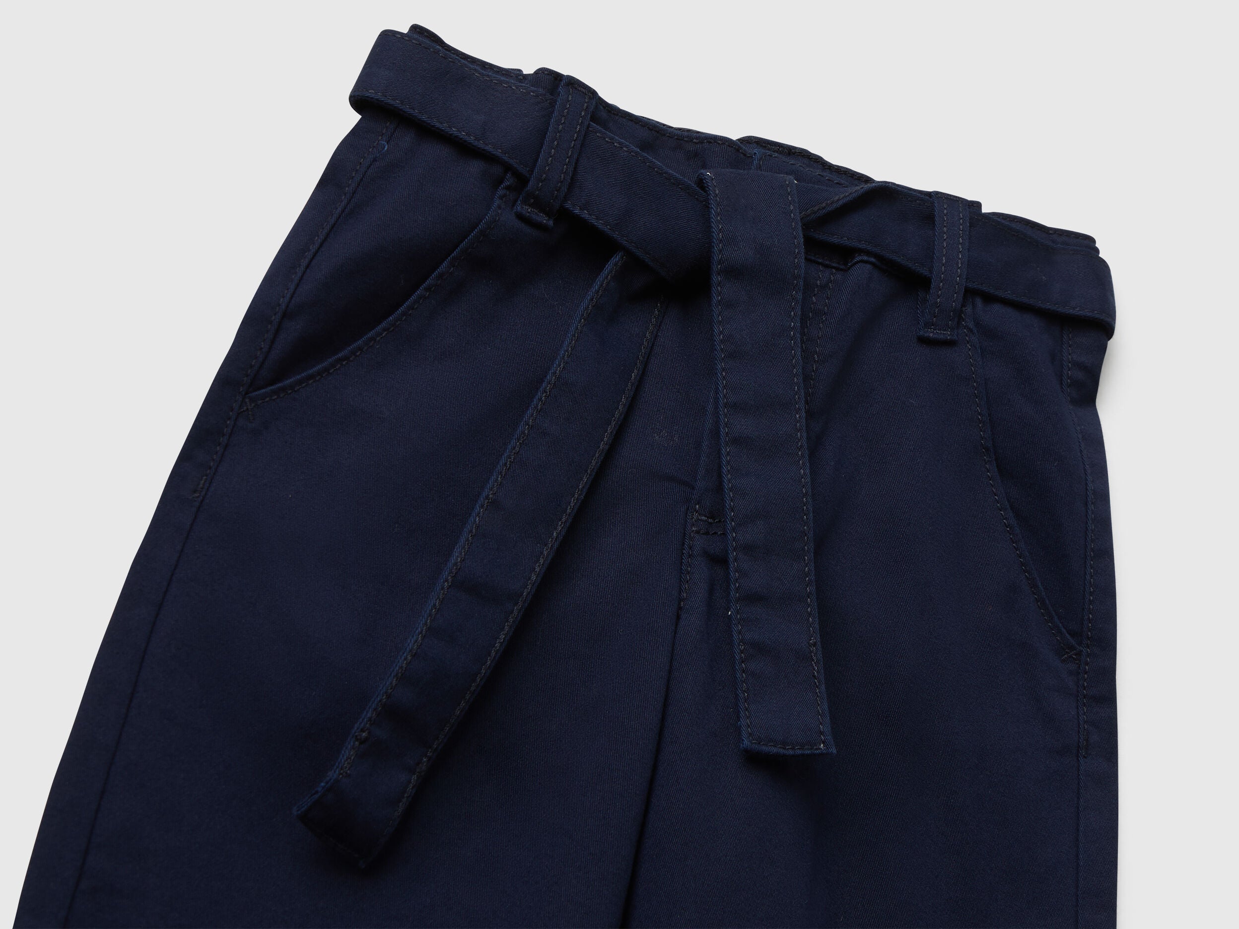Benetton_Dark Blue_Wide Fit Trousers with Sash_4RHPGF02G_016_03