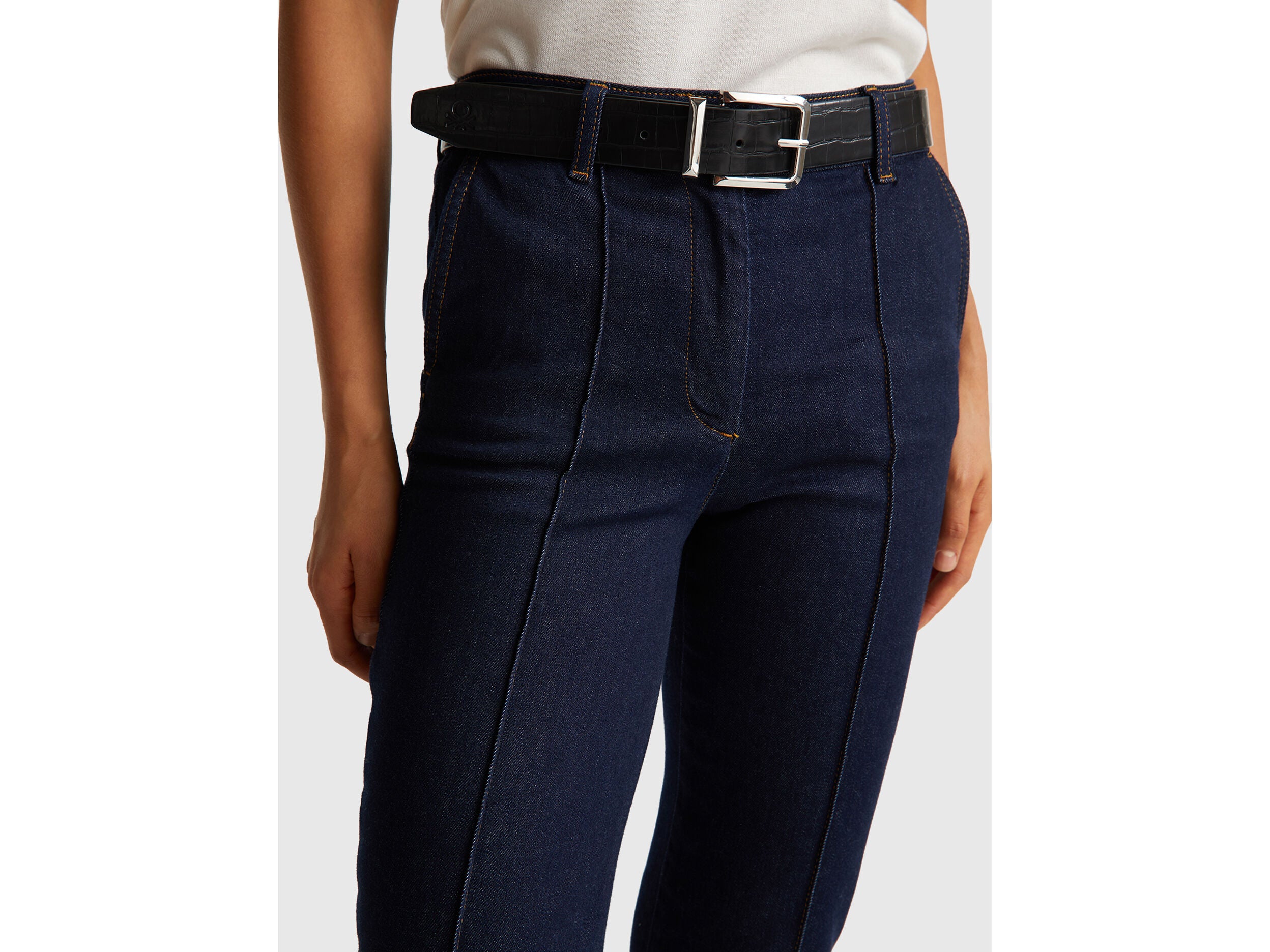 Benetton_Dark Blue_Flare Fit Jeans_4RZQDF09U_905_04