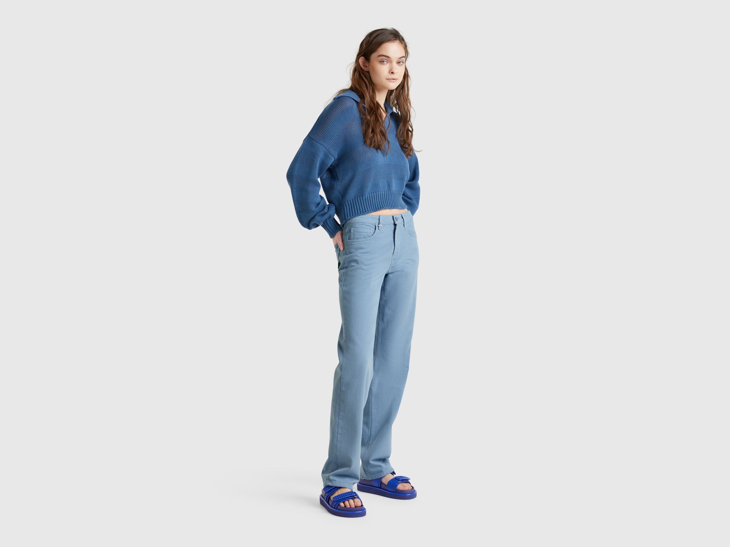 Benetton_Straight Leg Jeans_4RZVDE00J_2F9_01