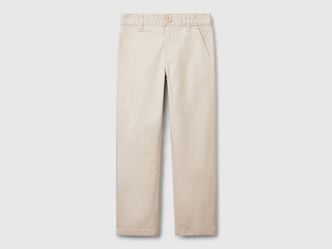 Benetton_Slim Fit Chinos in Stretch Cotton_4T48CF011_152_01