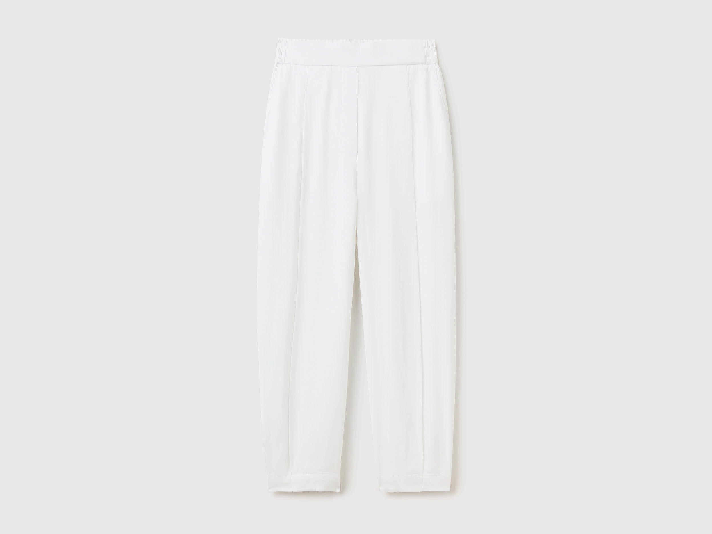 Cropped Trousers With Pleats_4T9155AA4_101_04