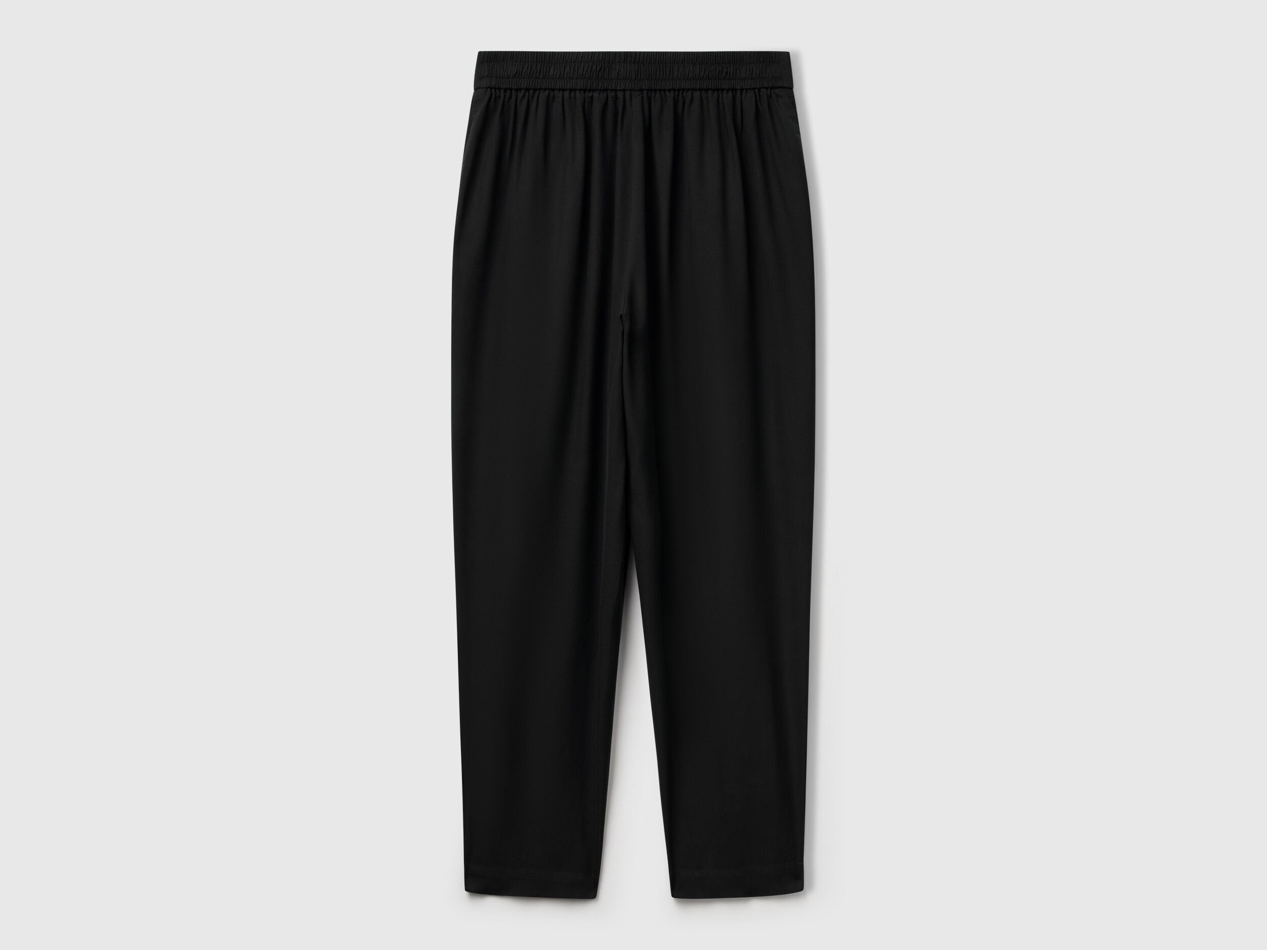 Benetton_Flowy Trousers with Pleats_4T91DF08L_100_05