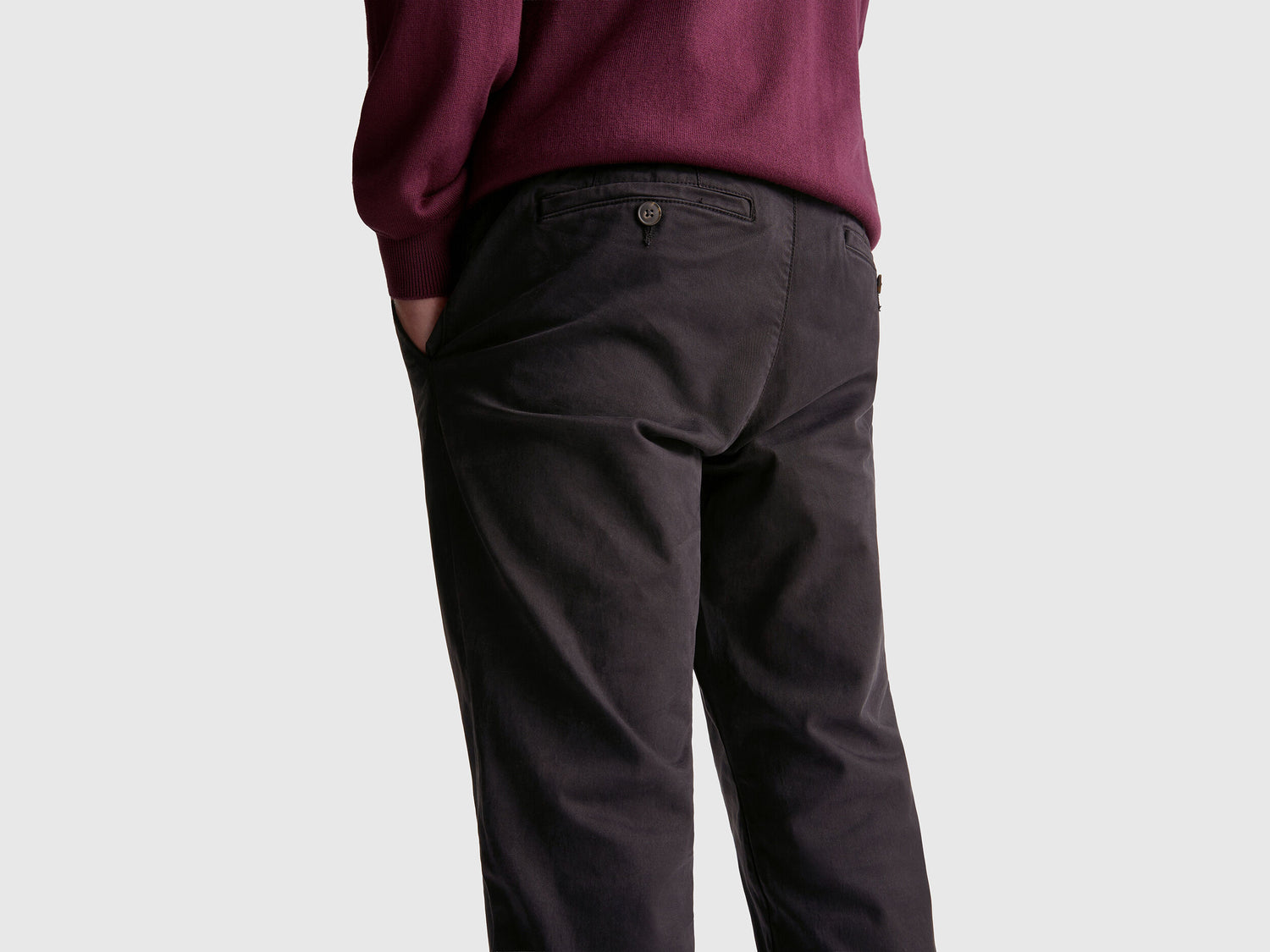 Benetton_Black_Slim Fit Cotton Chinos_4TZYUF04P_100_04