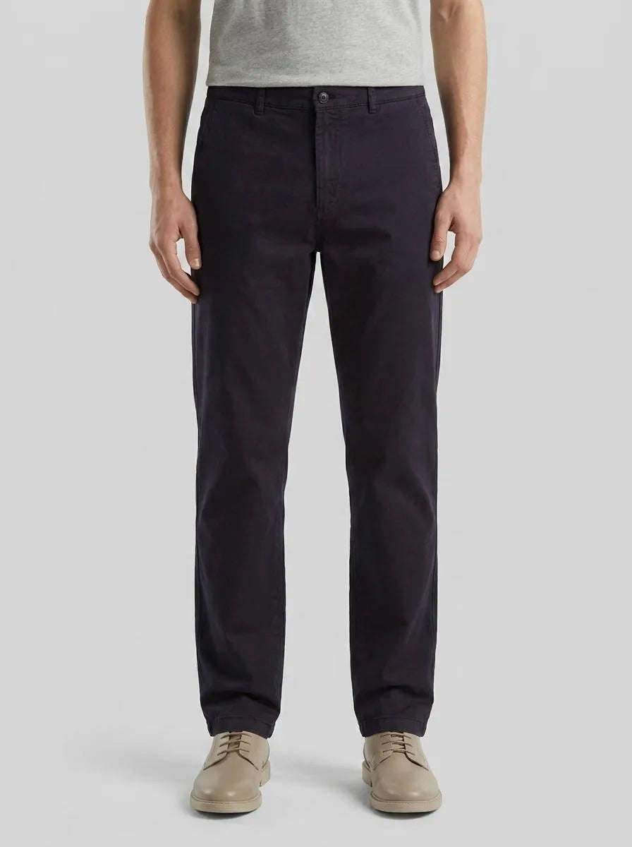 Benetton Dark Blue Men Straight Fit Chinos SKU: 4TZYUF05H_3C1 Image 00