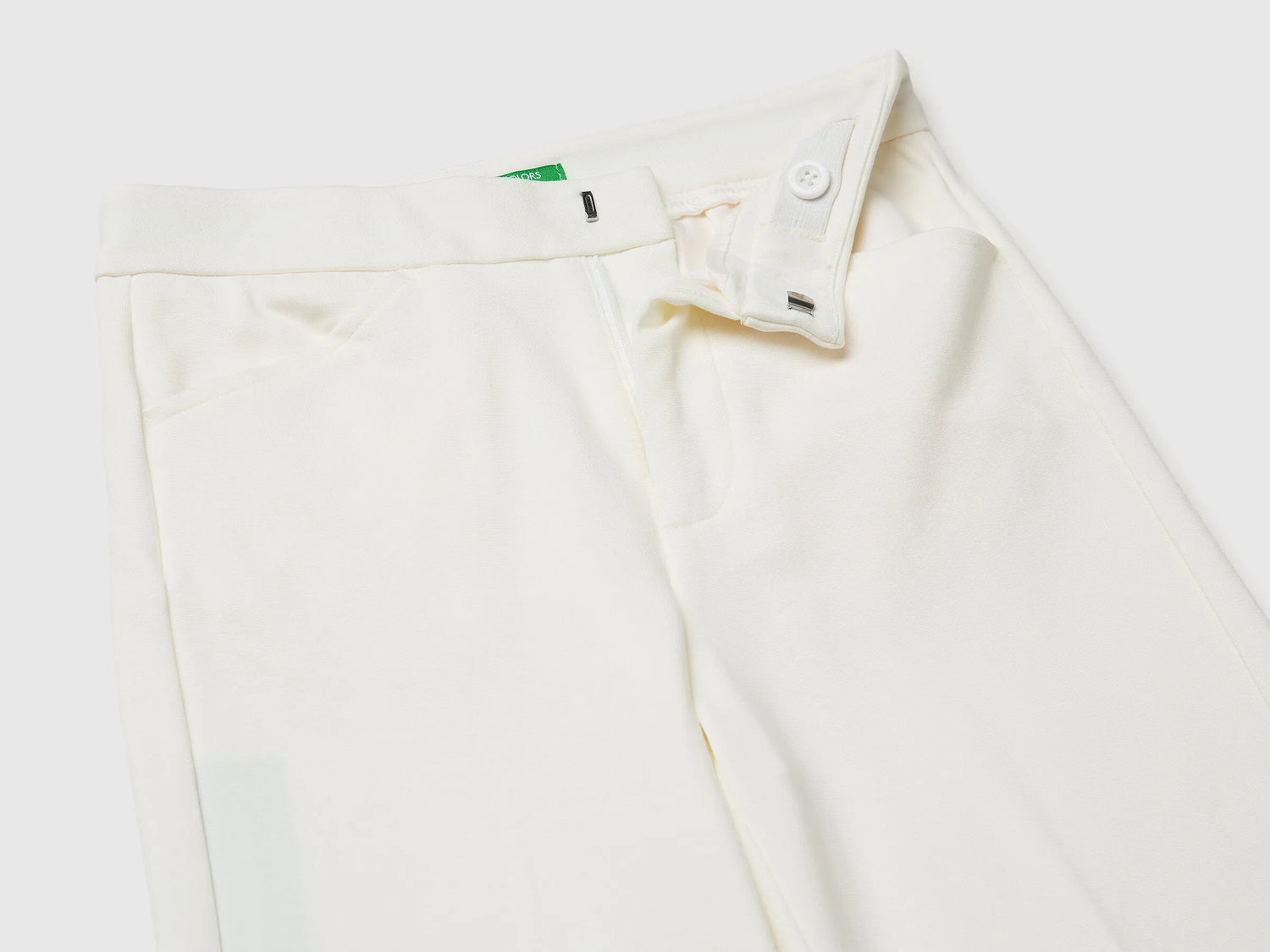 Benetton Creamy White Girls Elegant Trousers SKU: 4U7FCF05Q_074 Image 03