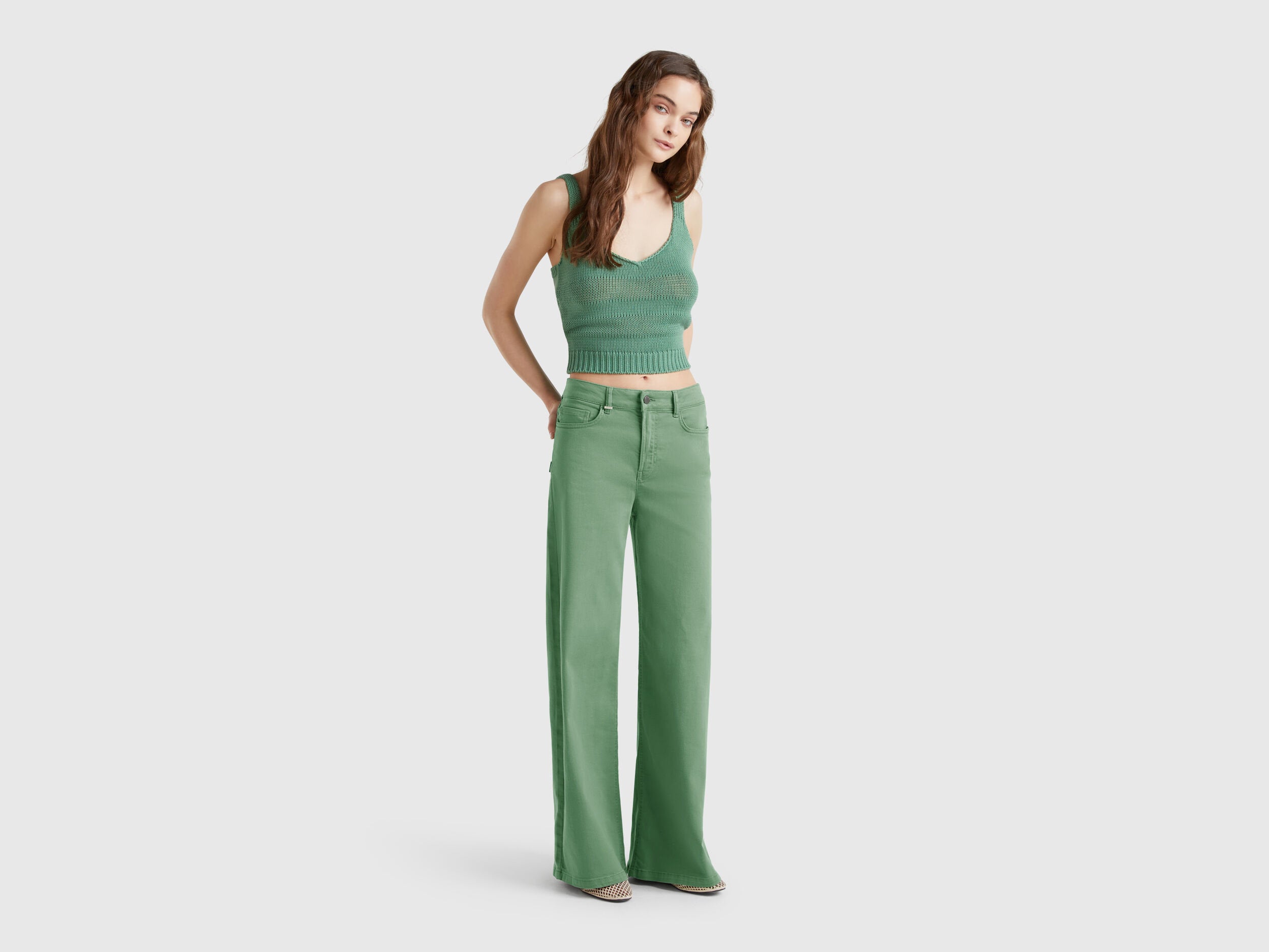 Benetton_Loose Fit Trousers_4WDDDE029_26U_01