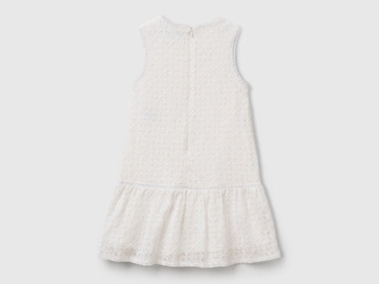 Benetton_Lace Dress with Flounce_4WYWCV039_901_02