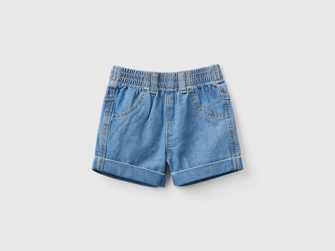 Light Denim Shorts_4Xr6A900O_902_01