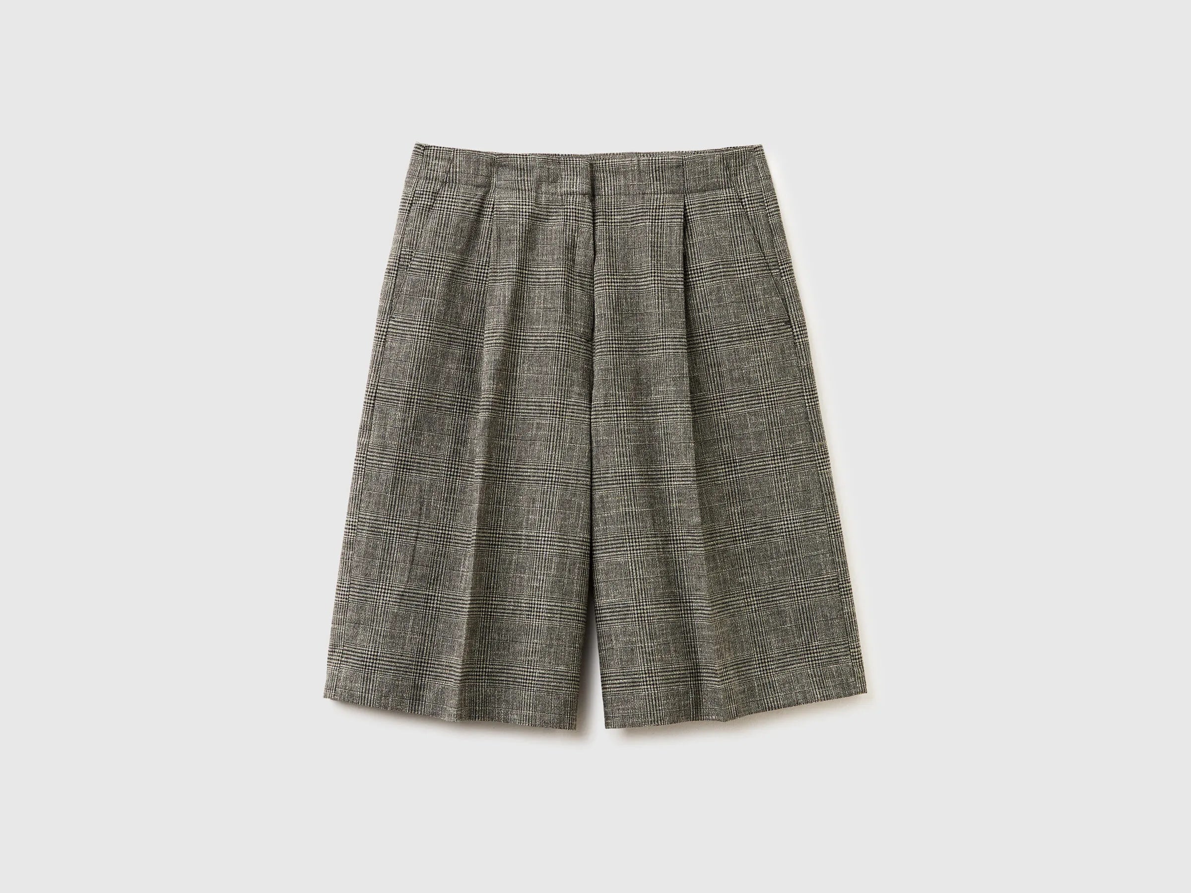 Benetton Gray Women Prince of Wales Bermudas SKU: 4Z8ED902H_901 Image 01