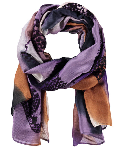 Scarf with A Snakeskin Print_500507-23402_3542_02