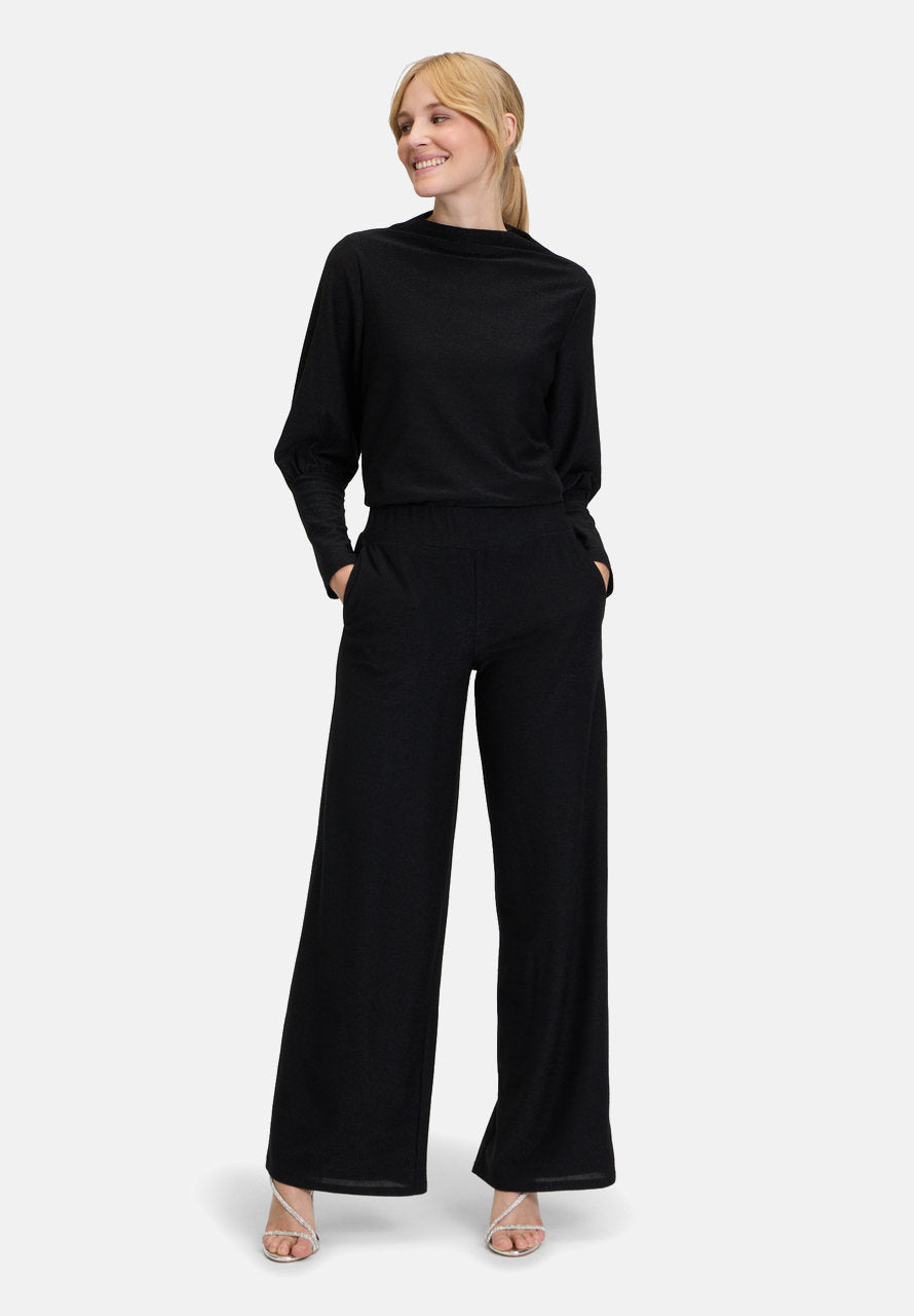 Modern Fit Pants with A Wide Leg_5006-4209_9045_01