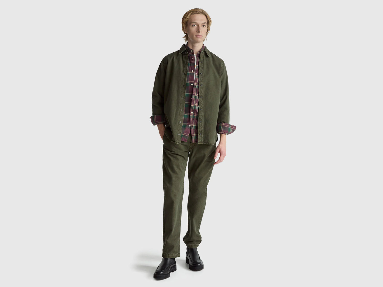 Benetton_Dark Gray_Slim Fit Shirt in 100% Cotton_500VUQ06H_87V_03