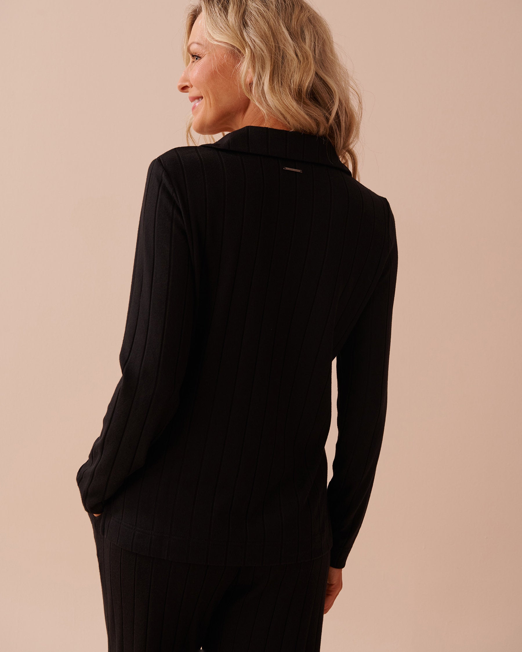 Ribbed Long Sleeve Shirt_50100095_00001_02