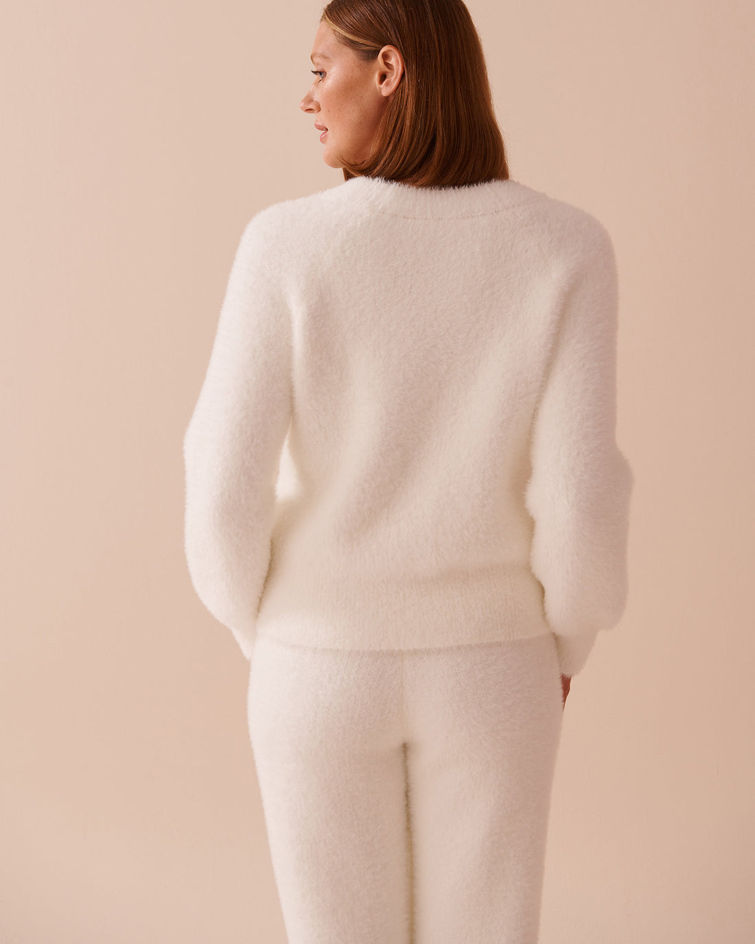 Fluffy Cardigan_50100097_10011_02