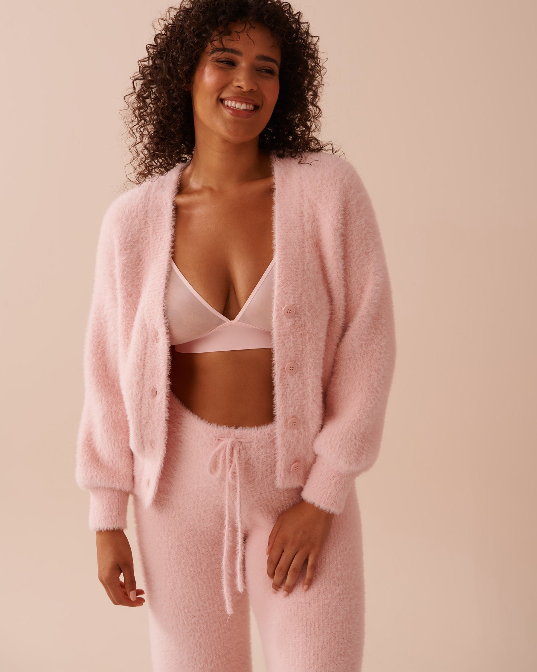 Fluffy Cardigan_50100097_60042_04
