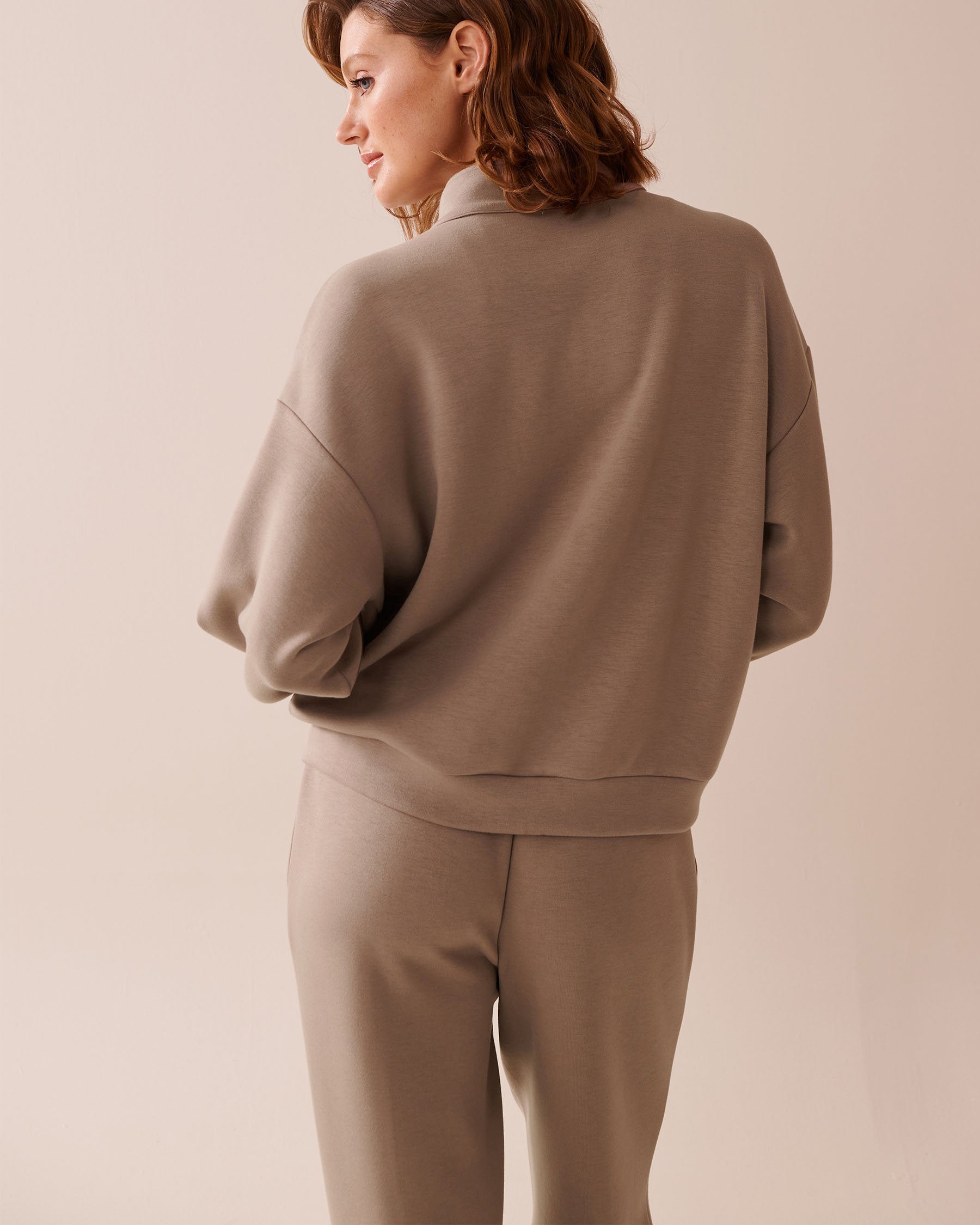 La Vie en Rose_Zip-Up Sweatshirt_50100100_00011_04