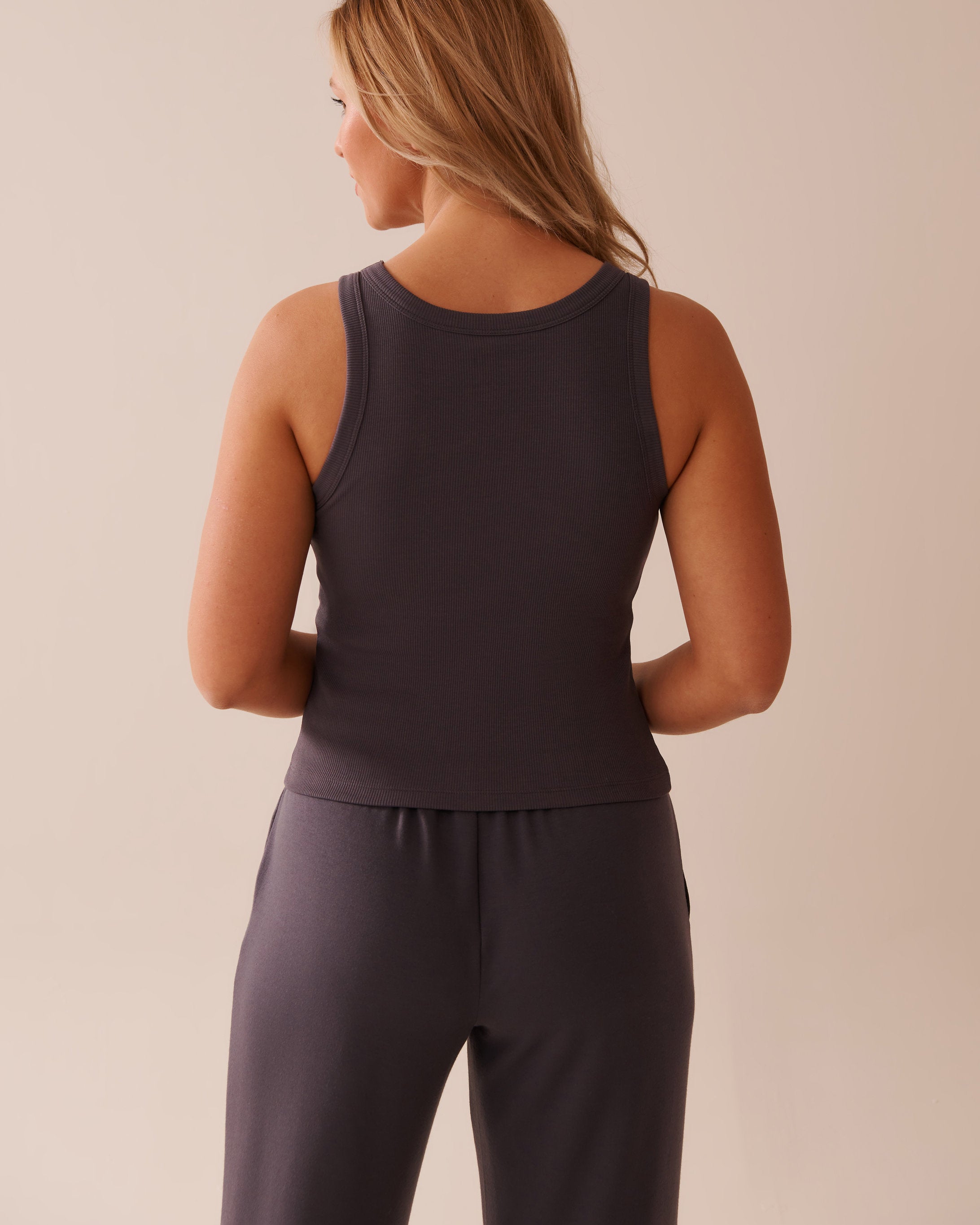 La Vie en Rose_Ribbed Cotton Cami with Shelf Bra_50100108_00049_02